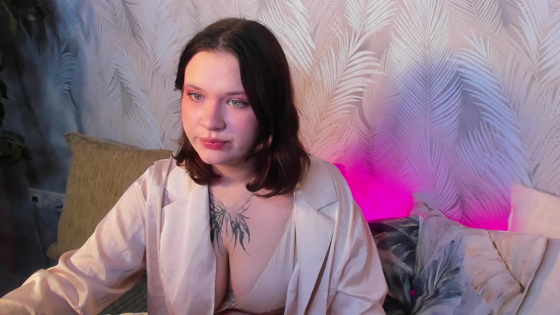 Ficha Adult Chat September 12, 2025