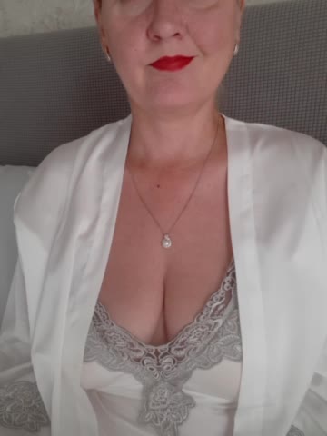 SexiestJess45 Adult Chat September 12, 2025