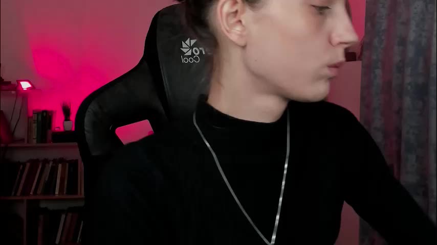 emilywiled Adult Chat September 12, 2025