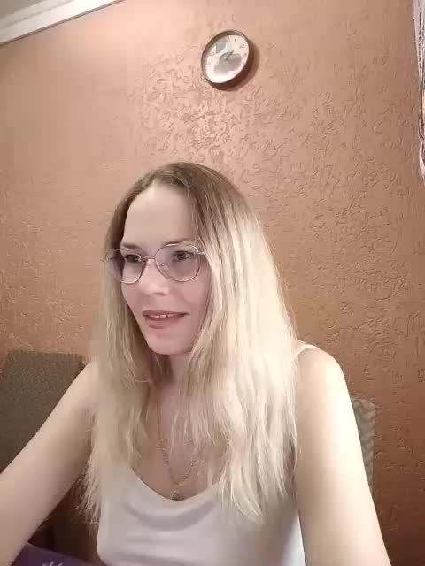 -Tigra- Adult Chat September 13, 2025