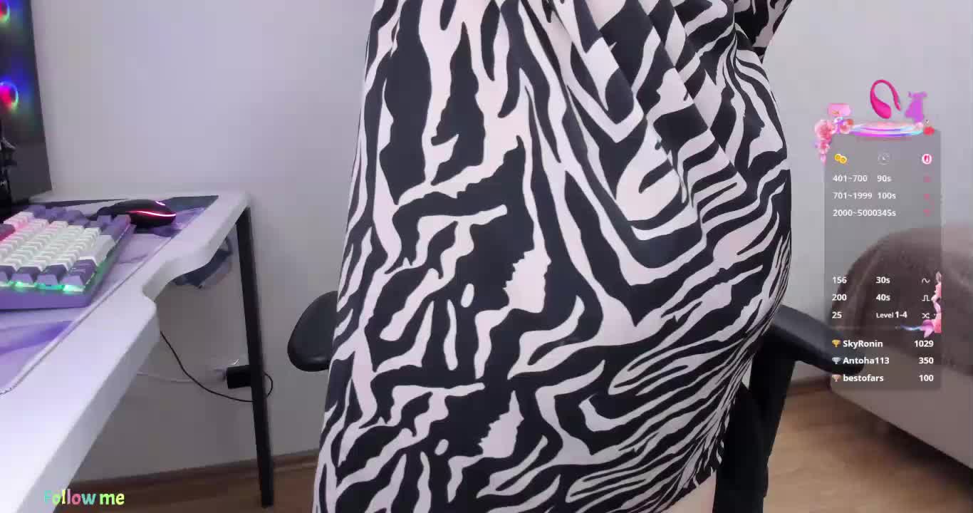 Skyqueenii Adult Chat September 13, 2025