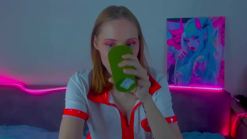 Gina_lovelyy Adult Chat September 13, 2025