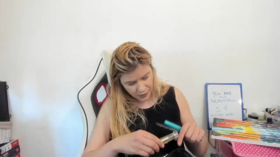 artsyandcraftsy_ Adult Chat September 13, 2025