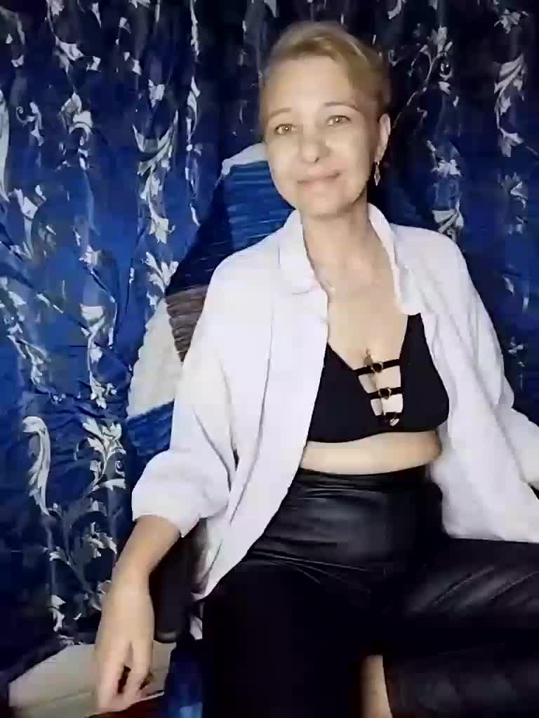 AsyaLorna Adult Chat September 13, 2025