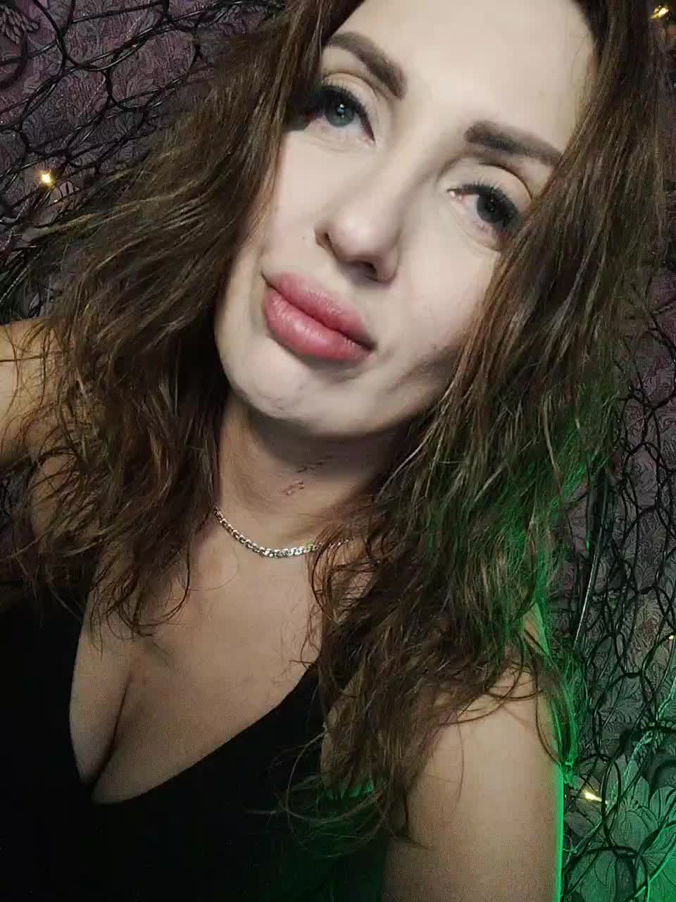 SexyKitty75-1 Adult Chat September 13, 2025