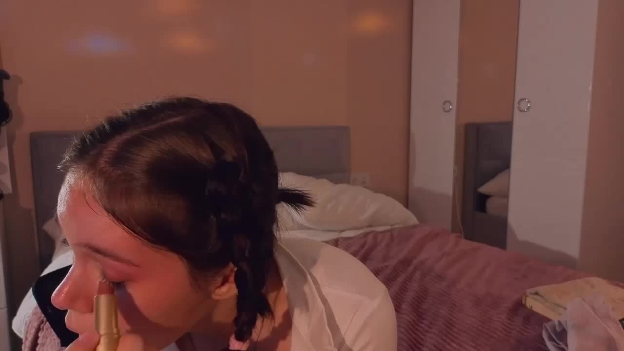 MiaLuw Adult Chat September 13, 2025