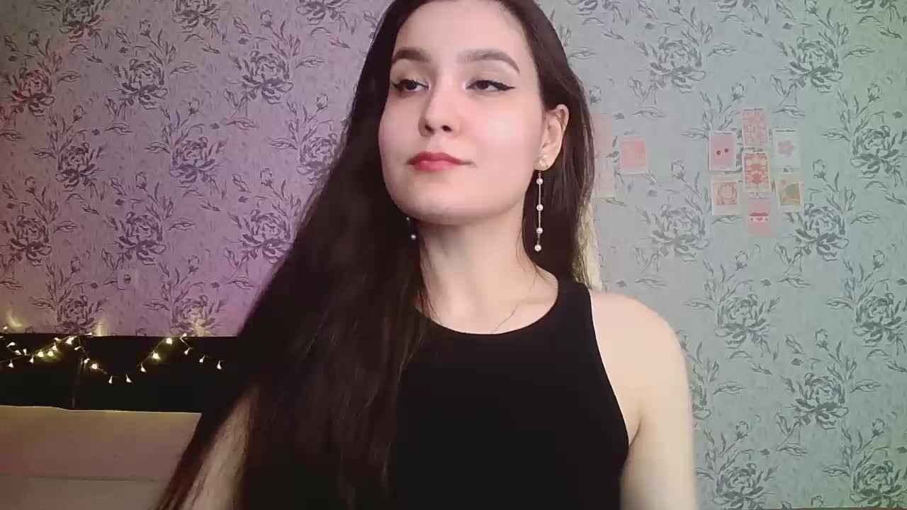 annie-fleur Adult Chat September 13, 2025