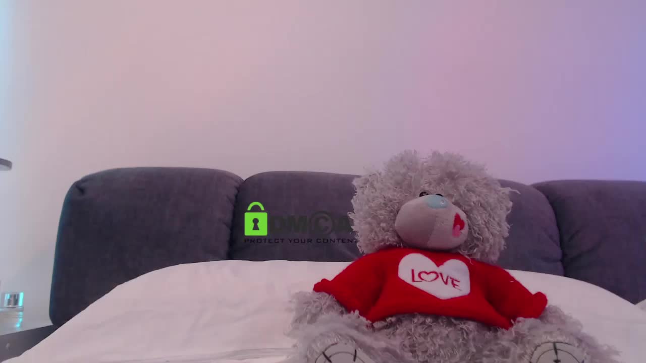 MaxineDi Adult Chat September 13, 2025