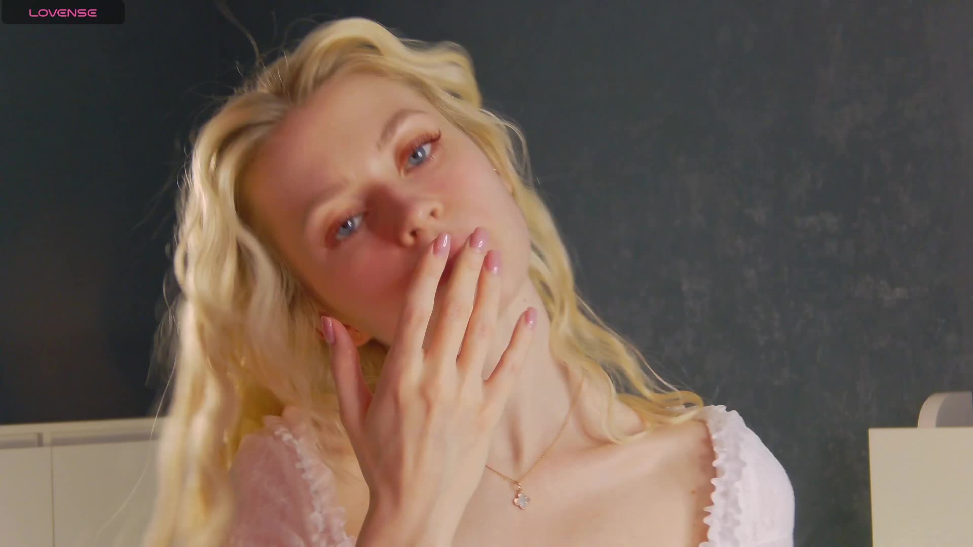 -mozaly- Adult Chat September 13, 2025