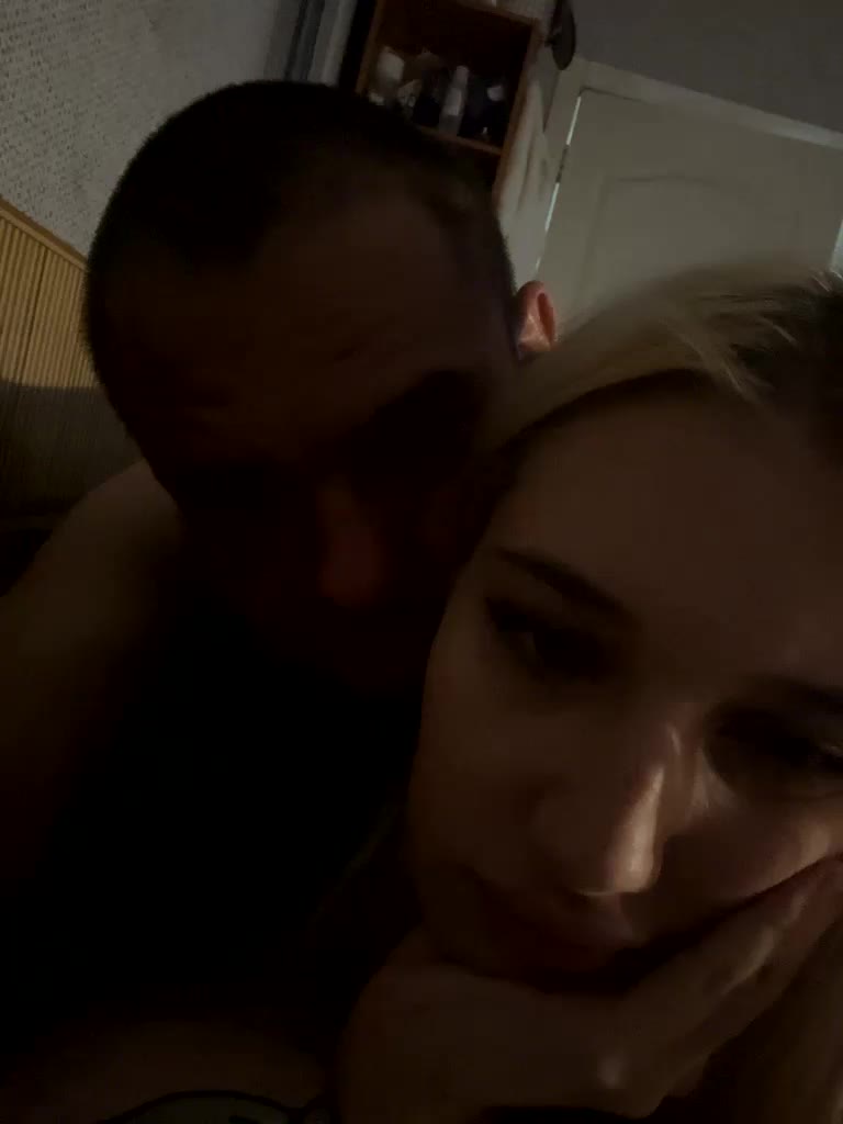 RiARTxxx Adult Chat September 13, 2025