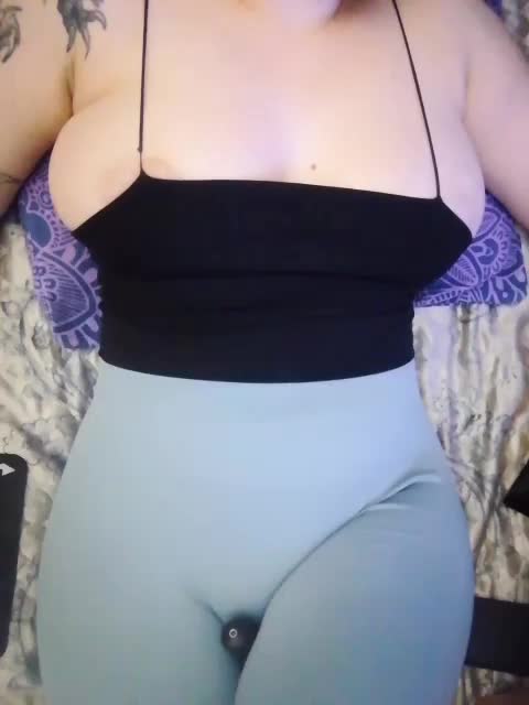 -Tiffany- Adult Chat September 13, 2025