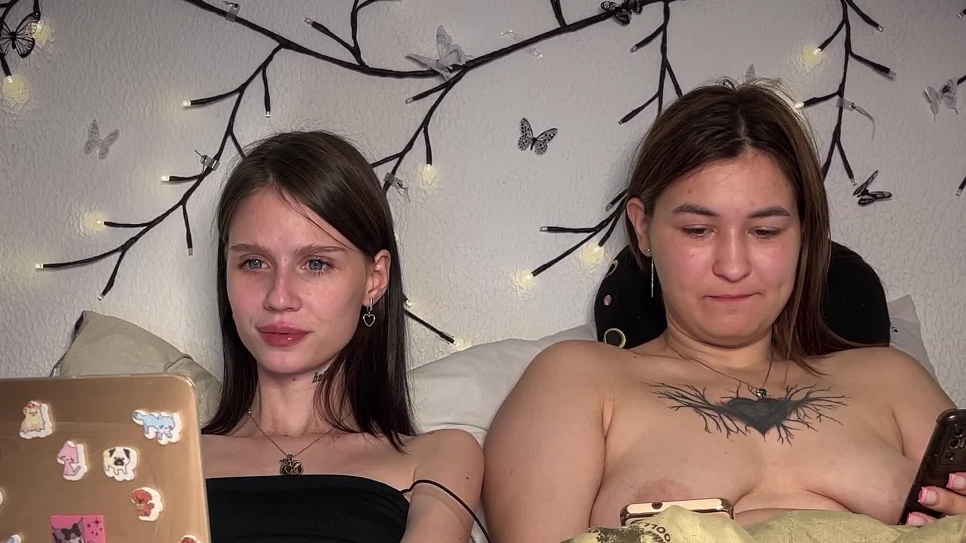 ZoyaVikki Adult Chat September 13, 2025