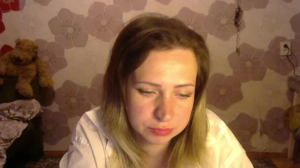 Queen_Daenerys Adult Chat September 13, 2025