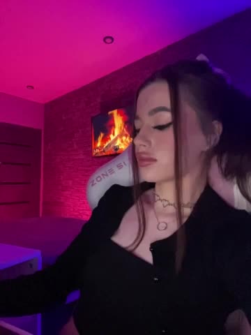 HotGirlEva Adult Chat September 13, 2025