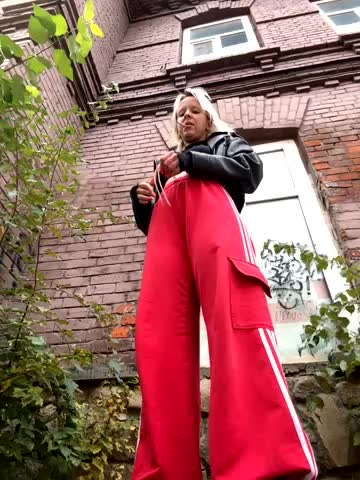 LikaCat Adult Chat September 13, 2025