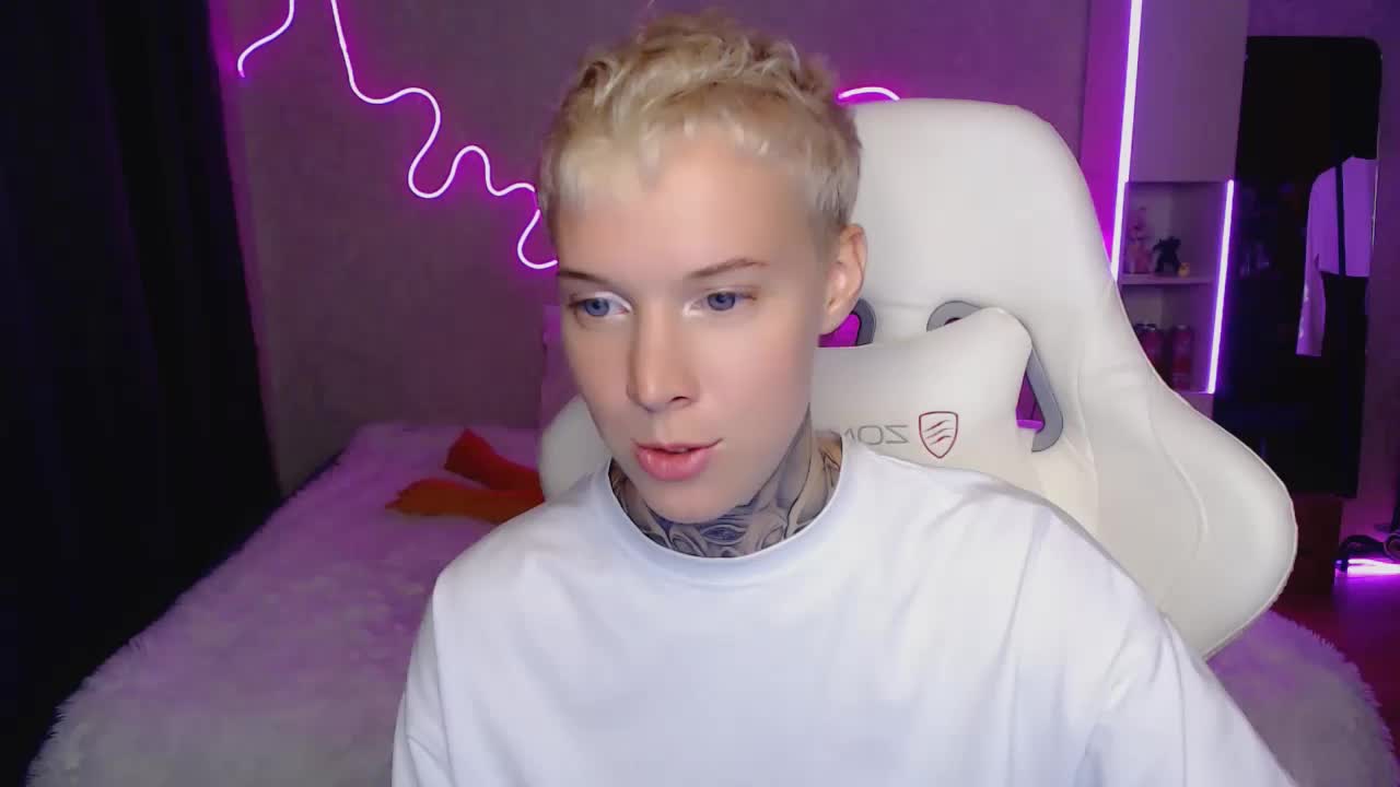 tezes Adult Chat September 13, 2025