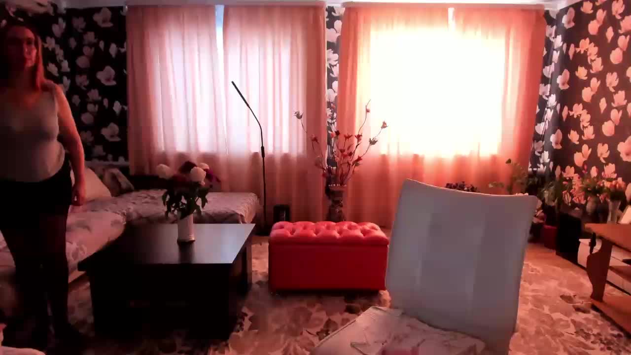 Pink-Lips Adult Chat September 13, 2025