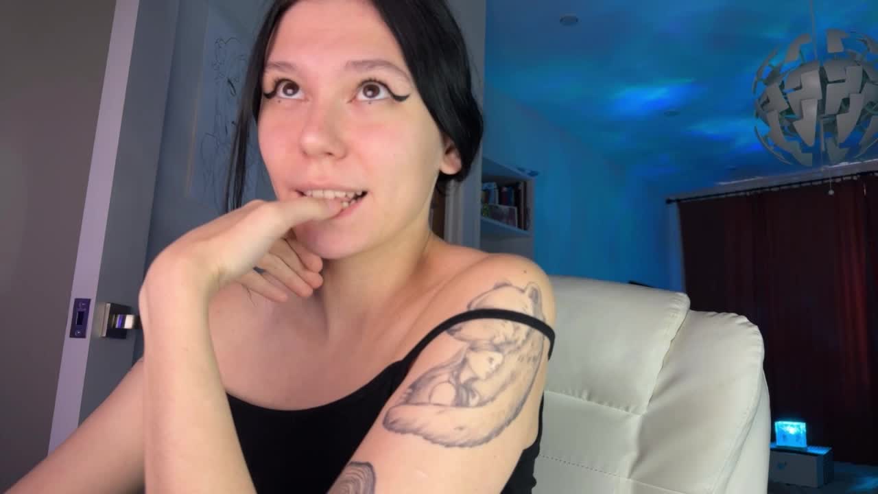 PinkDolly18 Adult Chat September 13, 2025