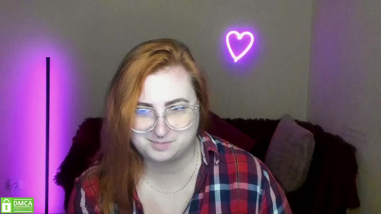 Aliciaredluv Adult Chat September 13, 2025