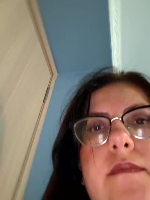 mandarinka28 Adult Chat September 14, 2025