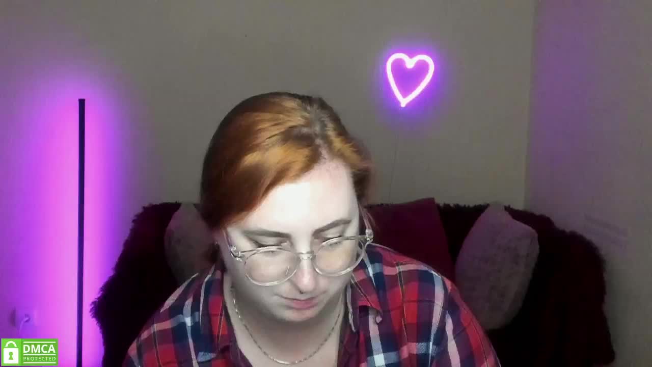 Aliciaredluv Adult Chat September 13, 2025