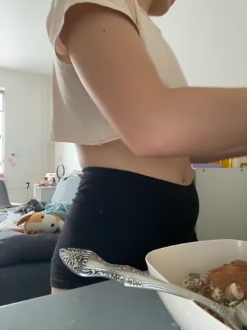 girlsz_ Adult Chat September 14, 2025