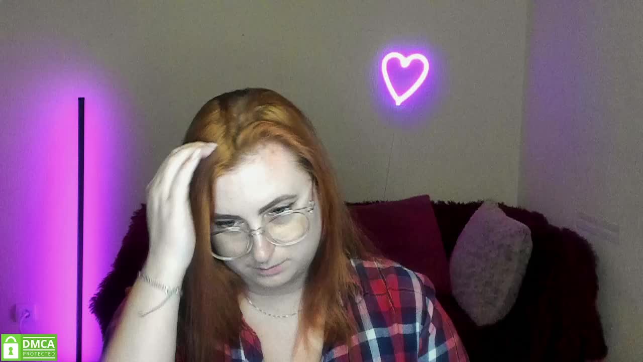 Aliciaredluv Adult Chat September 14, 2025