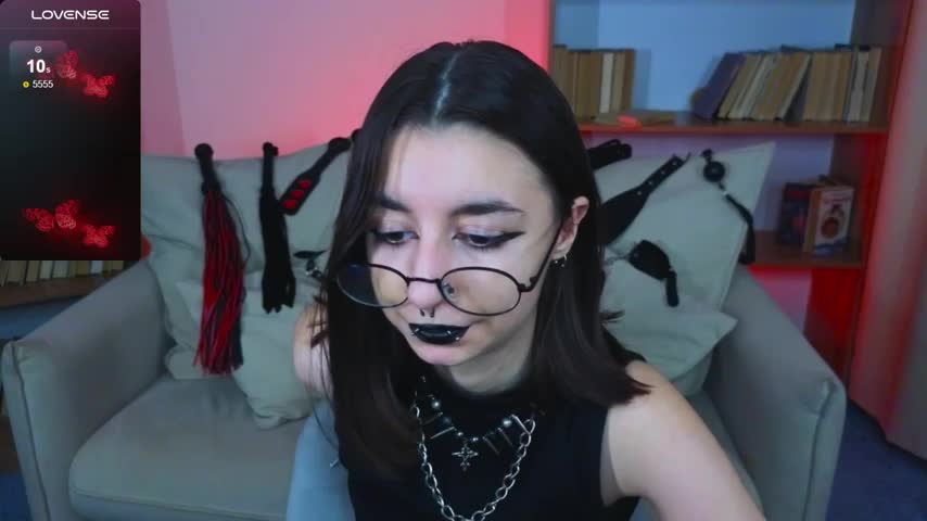 Mistress__Marcelline Adult Chat September 14, 2025