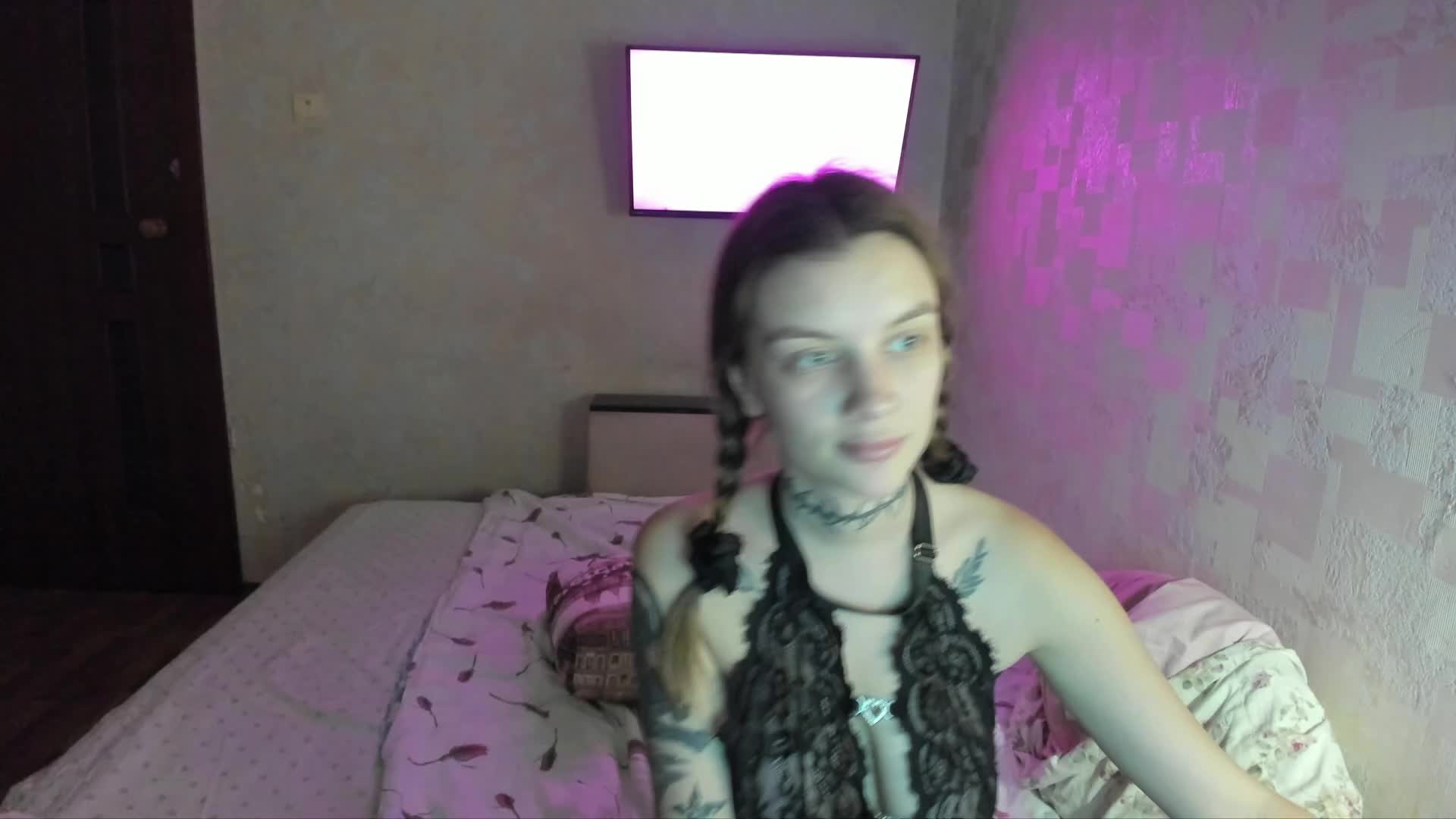 AlisTris Adult Chat September 14, 2025