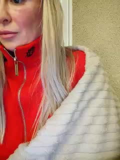 Blondi_Love Adult Chat September 14, 2025