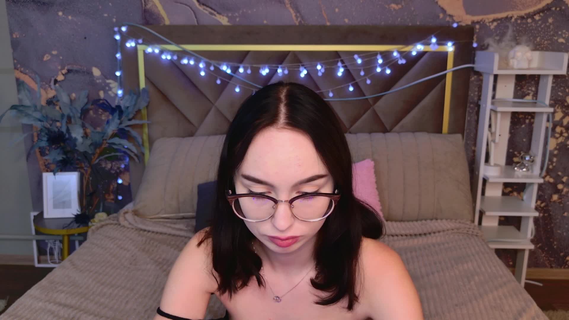 MonikaCarter Adult Chat September 14, 2025