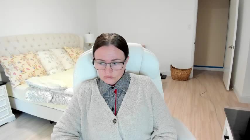 Vika73 Adult Chat September 14, 2025