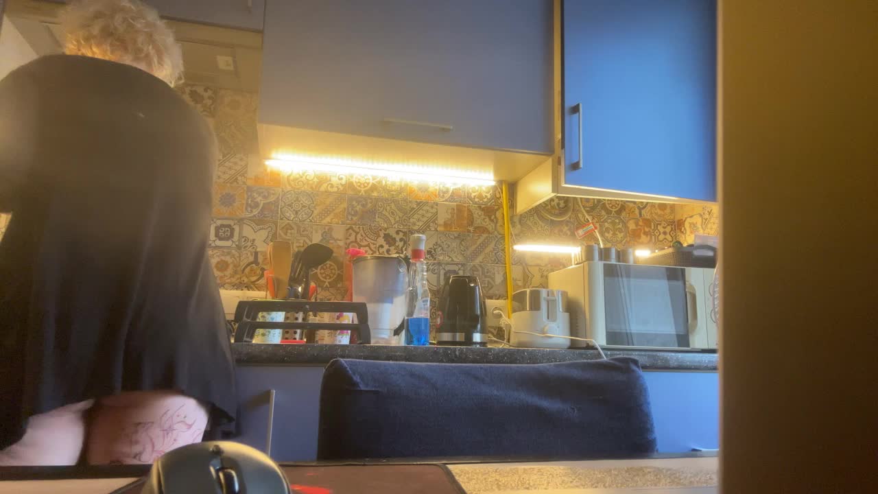 Oksana494 Adult Chat September 14, 2025