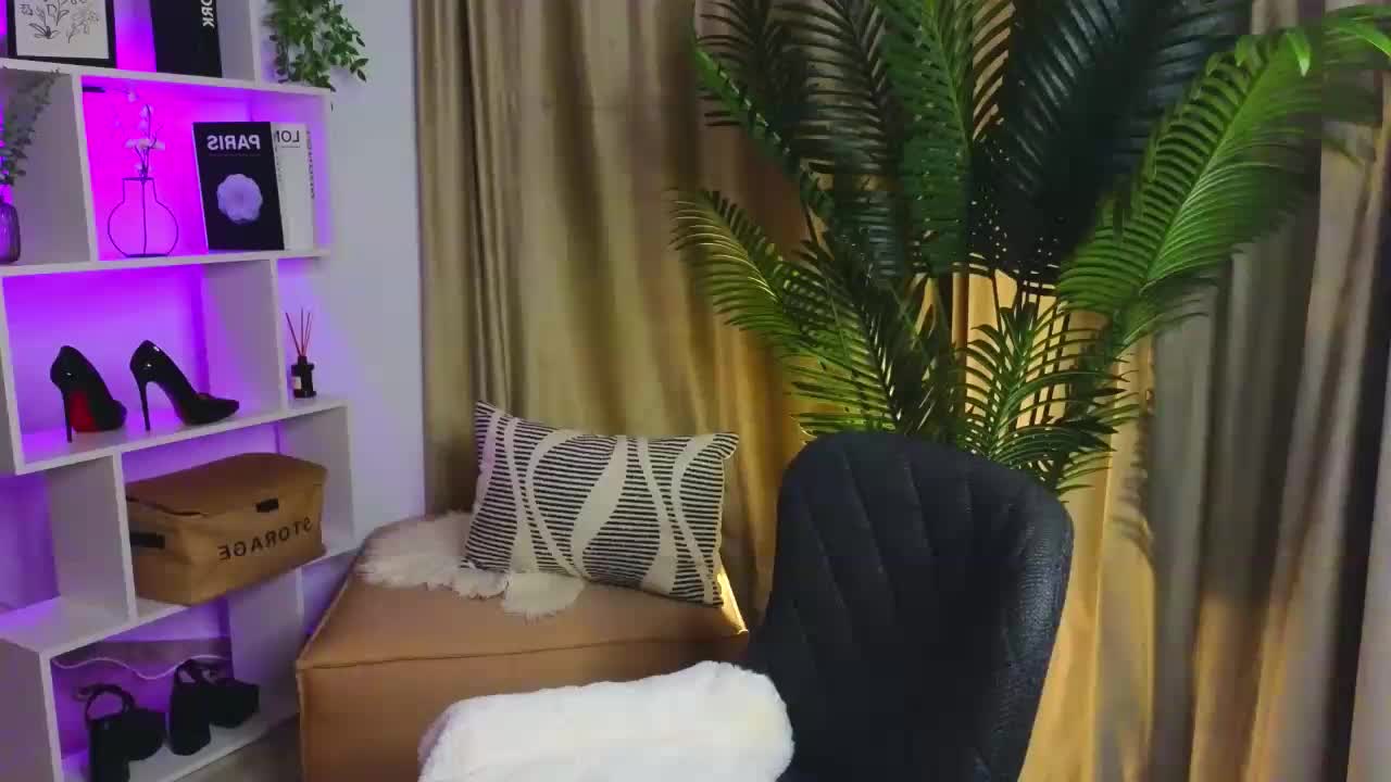 Lina-hill Adult Chat September 14, 2025