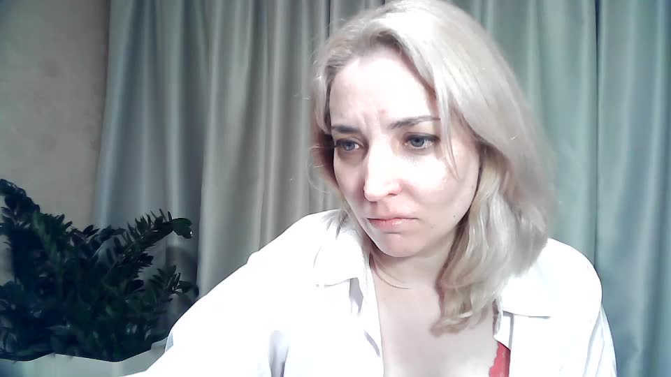 mariska-kiska Adult Chat September 14, 2025