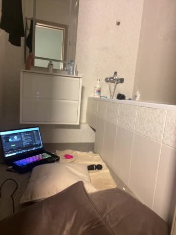 DeniMilkyyyyy Adult Chat September 14, 2025