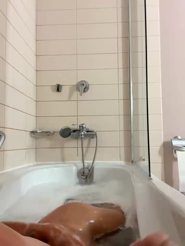 ValeryaGold Adult Chat September 14, 2025