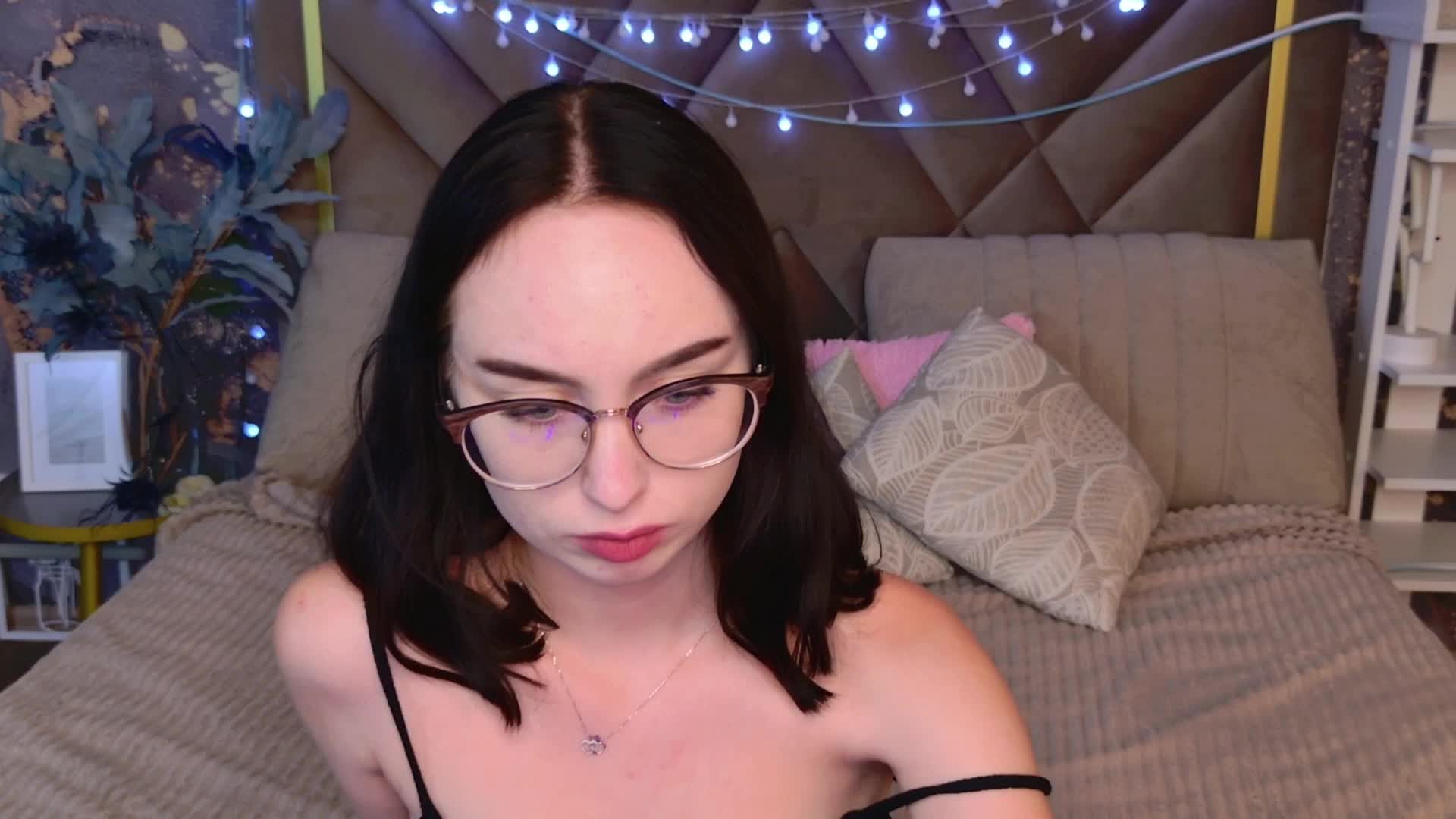 MonikaCarter Adult Chat September 14, 2025