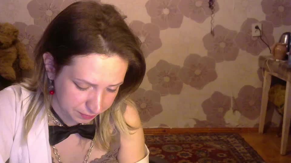 Queen_Daenerys Adult Chat September 14, 2025