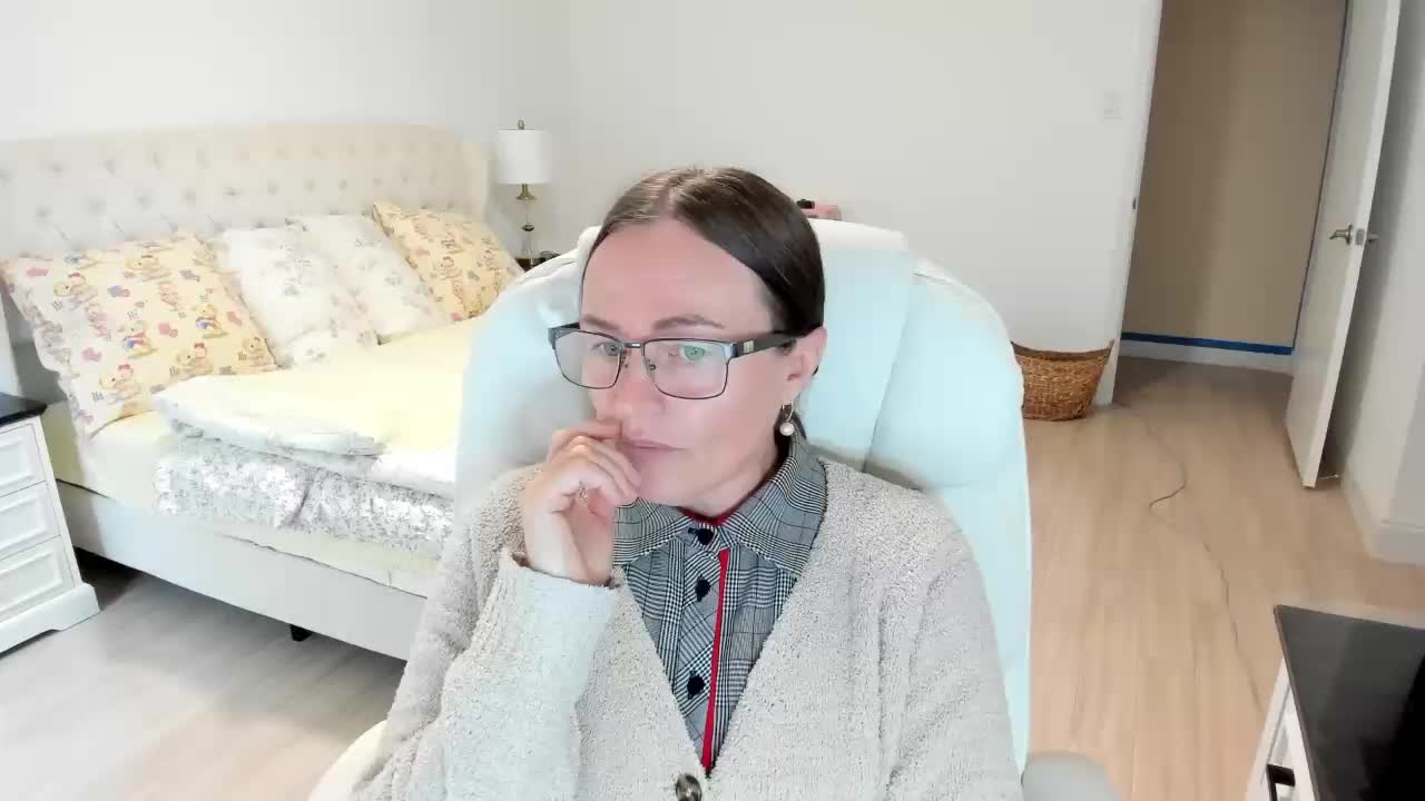 -Michelle- Adult Chat September 14, 2025