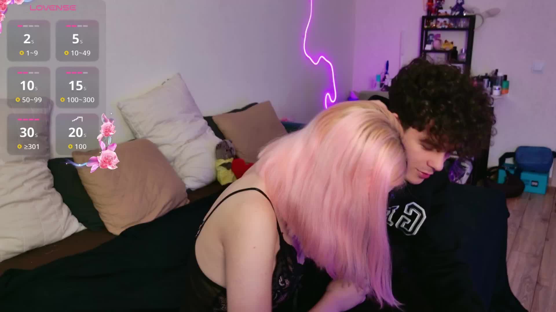 alice18james Adult Chat September 14, 2025