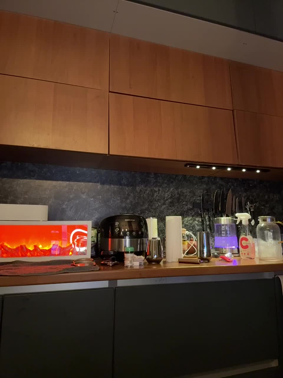 MiniNika Adult Chat September 14, 2025