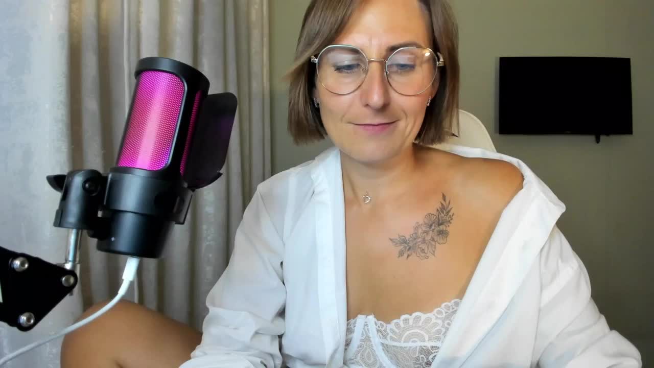 Kiza9 Adult Chat September 14, 2025