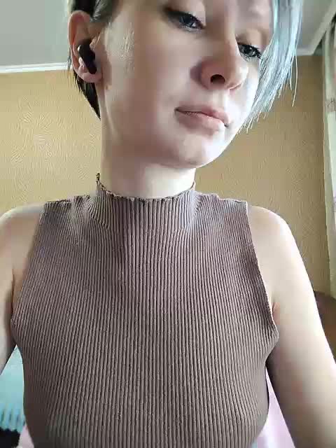 -Christina- Adult Chat September 14, 2025