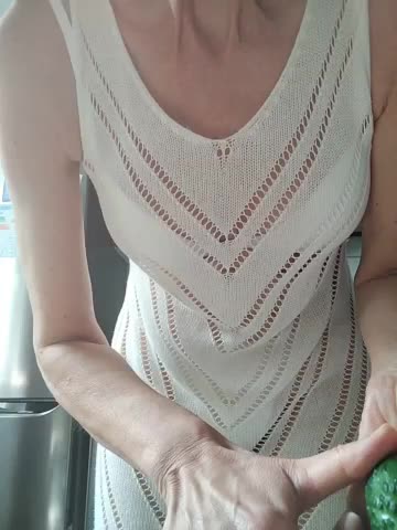 Lanusik88 Adult Chat September 14, 2025