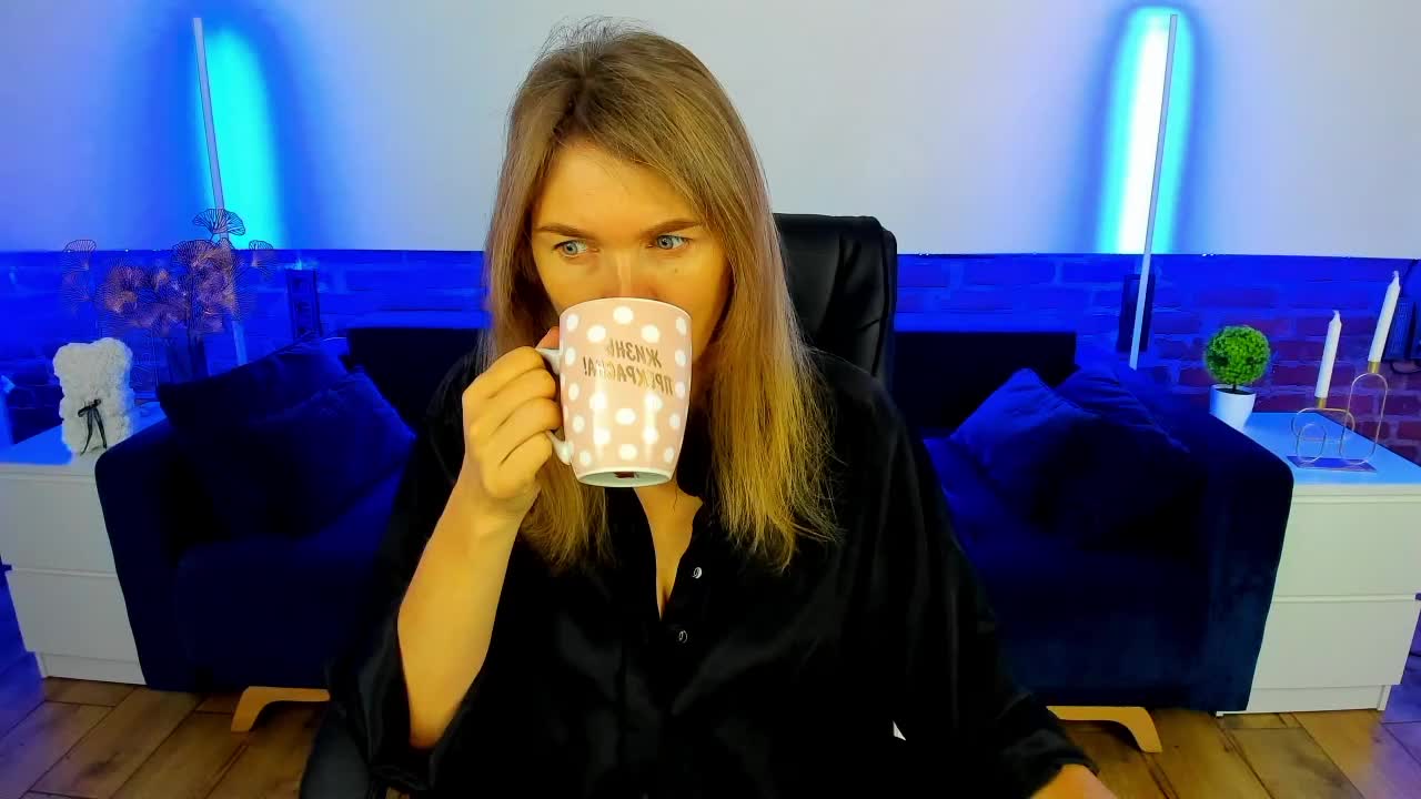 Annabel-xxx Adult Chat September 14, 2025