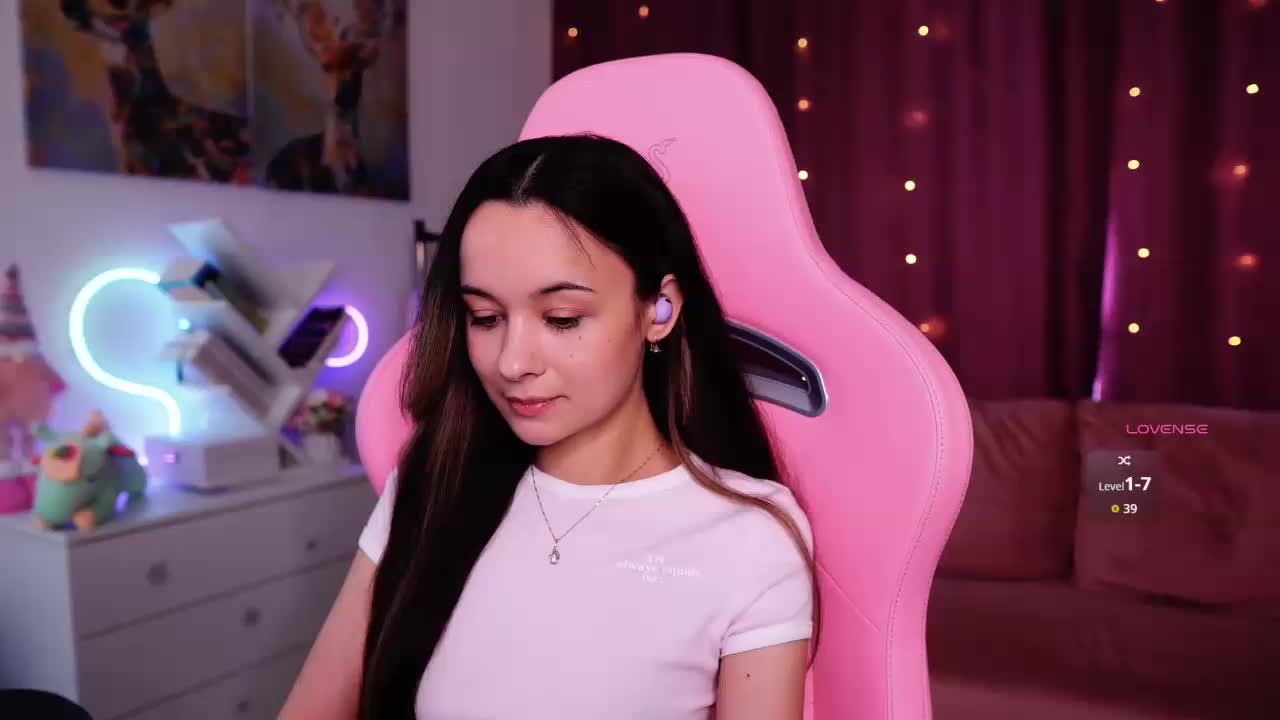 JuicyAngel Adult Chat September 14, 2025