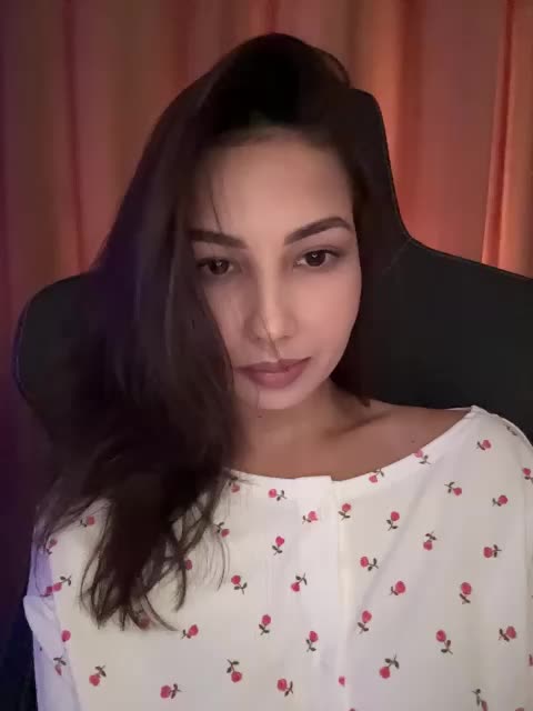 -Icce- Adult Chat September 14, 2025