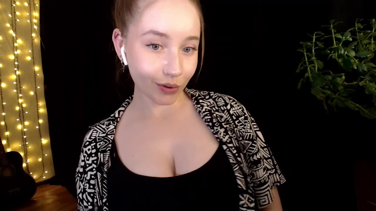 SindiWatson Adult Chat September 15, 2025