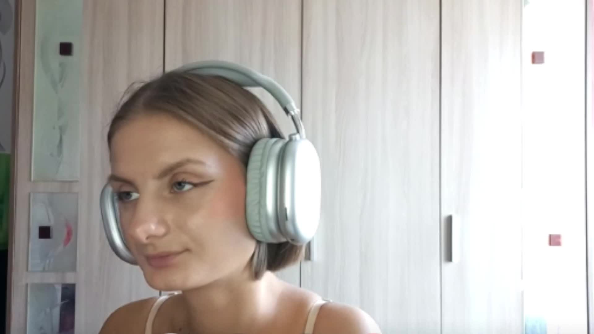 AuroraRow Adult Chat September 15, 2025